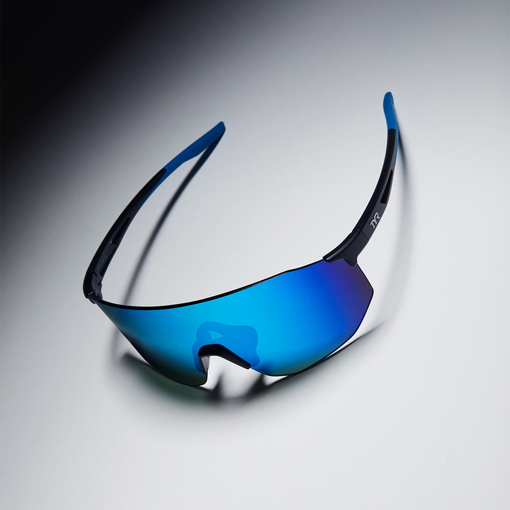 Очки солнцезащитные TYR Momentous HTS Performance Sunglasses